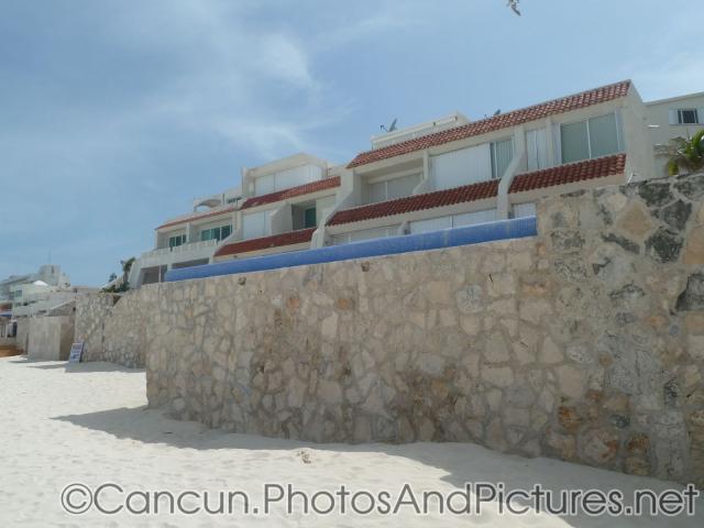 Cancun Solymar condos near GR Solaris.jpg