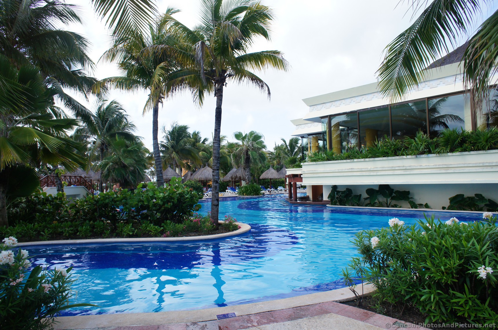 Winding pool at Gran Bahia Principe Akumal.jpg