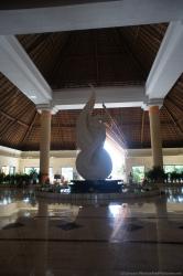 Ixim statue at lobby of Gran Bahia Principe Akumal.jpg