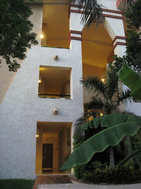 Grand Palladium Kantenah villa first floor view.jpg
