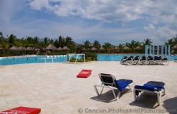 Poolside bean bag boards at Grand Palladium Kantenah.jpg