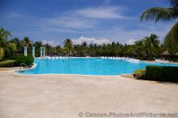 Wide view of large main pool of Grand Palladium Kantenah.jpg