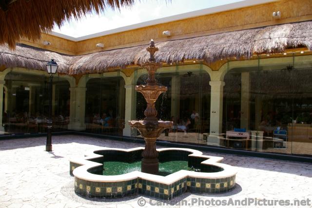Fountain outside of Restaurant of Grand Palladium Kantenah.jpg