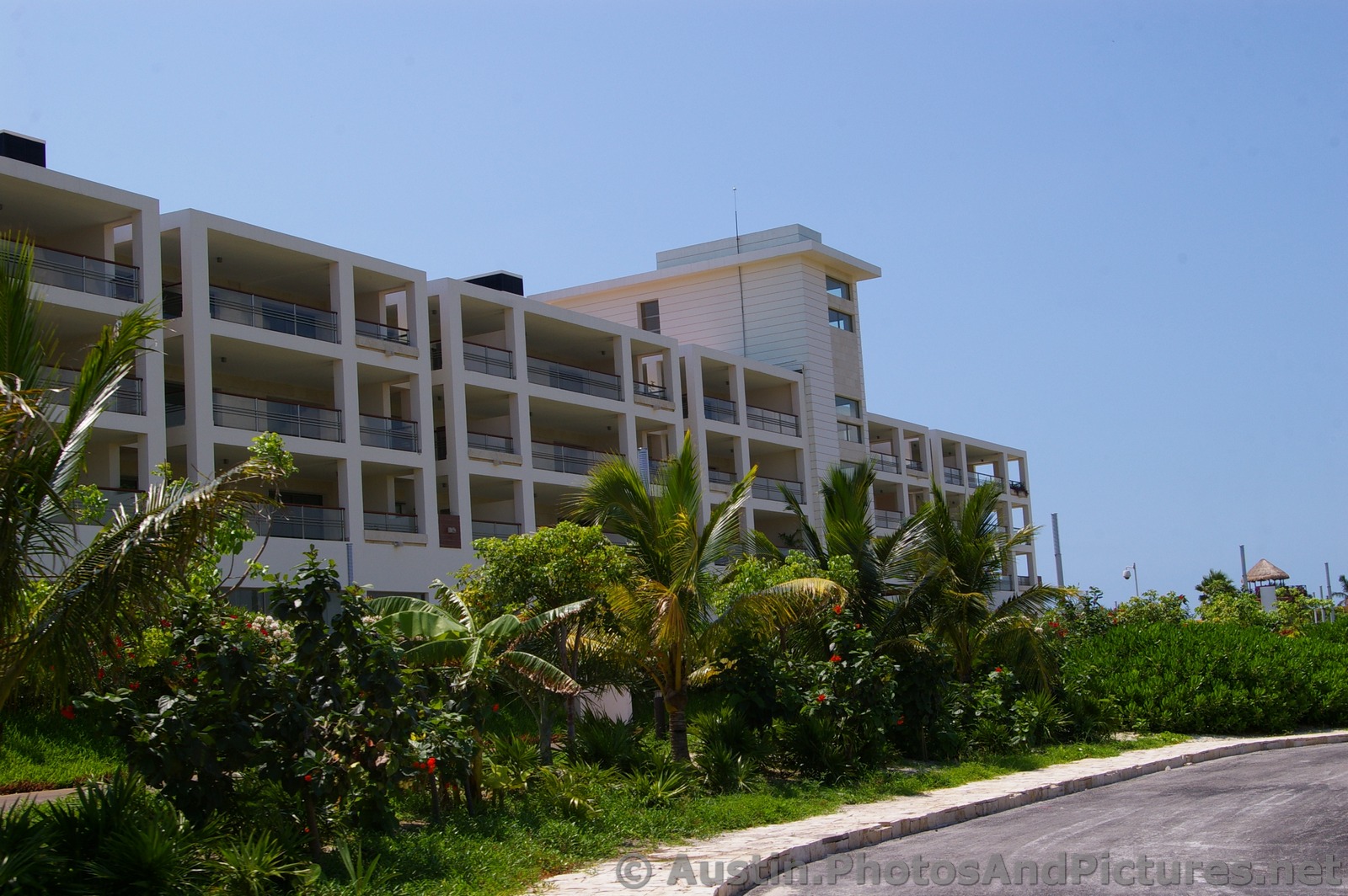 Playa Mujeres residences condos.jpg