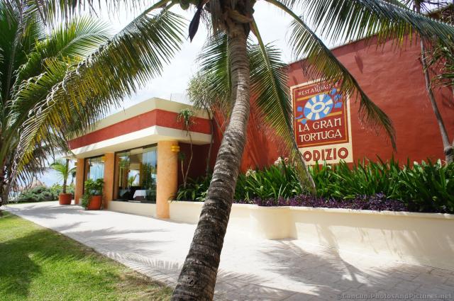 La Gran Tortuga restaurant at Grand Bahia Principe Tulum.jpg