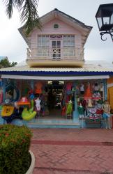 Pink house shop at Hacienda Dona Isabel Gran Bahia Principe.jpg