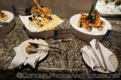 Cheese appetizers at Marco Polo Restaurant in GR Solaris.jpg
