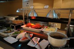 Roast beef at Yal-Ku Restaurant buffet Gran Bahia Principe Sian Kaan.jpg