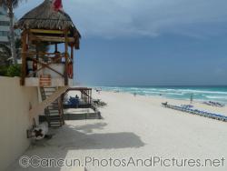 GR Solaris lifeguard post and beach.jpg