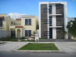 Modern 3 story home in Playa del Carmen.jpg