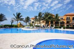 Kid's pools at Ocean Coral & Turquesa (2).jpg